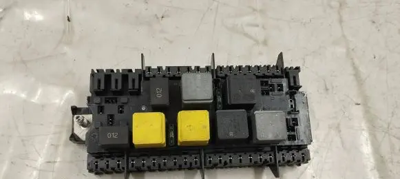 Mercedes-Benz GLE (W166 - C292) Fuse module A1669068201