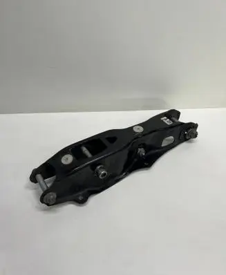 BMW X5 G05 Rear upper control arm/wishbone 6878031 33326878031