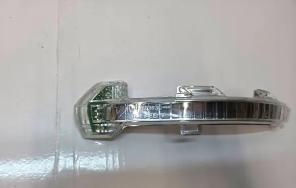 Volkswagen PASSAT B8 Mirror indicator light 3G0949101A