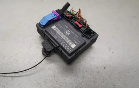 Audi A6 S6 C6 4F Door control unit/module 4F0959793C 4F0910793C