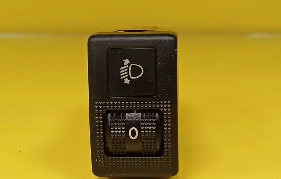 Mazda 6 Headlight level height control switch 134139