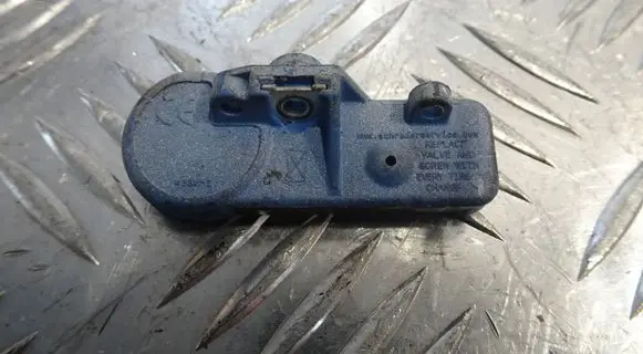 Opel Antara Tire pressure sensor 13581561