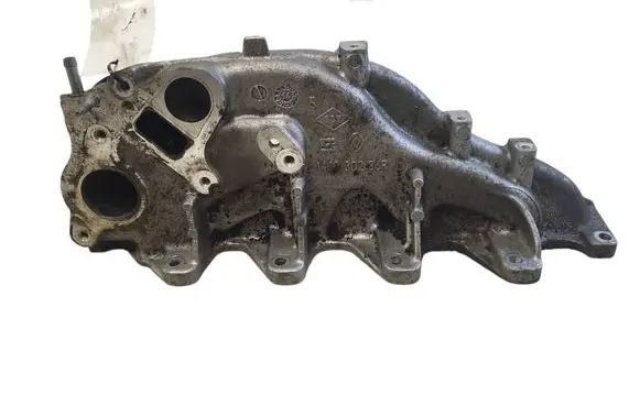 Nissan X-Trail T31 Intake manifold 140030286R