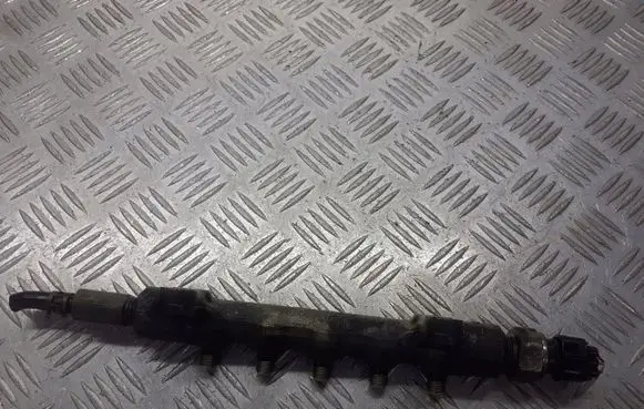 Toyota Avensis T250 Fuel main line pipe