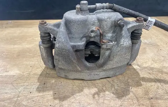 Land Rover Evoque II Front brake caliper LK722B557BC