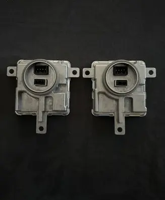 Volkswagen Tiguan Headlight ballast module Xenon 8K0941597E
