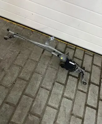 Mercedes-Benz GLC X253 C253 Front wiper linkage and motor A2538200140 D8618