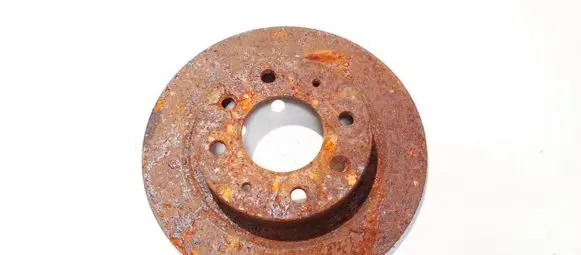 KIA Clarus Rear brake disc neventiliuojamas