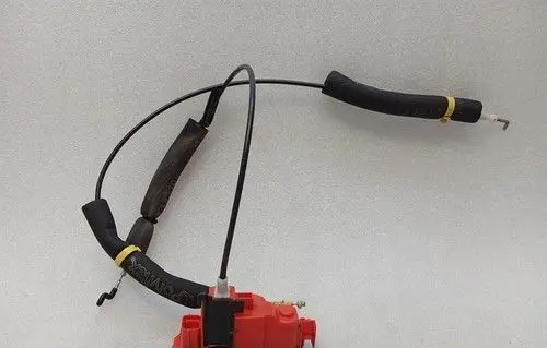 Ferrari FF Coupe door lock (next to the handle) 83987700