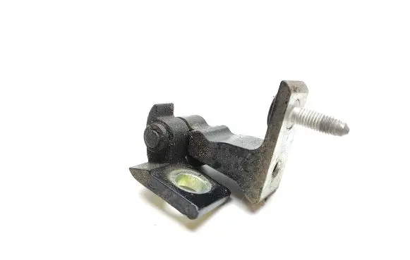 Audi A4 S4 B9 8W Front door lower hinge 8W0831403A A046574
