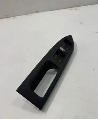 Volkswagen PASSAT B6 Electric window control switch 1K4959857