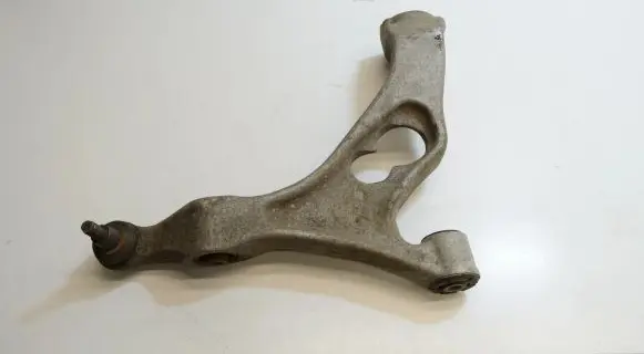 Audi Q7 4L Front lower control arm/wishbone 7P0407151E