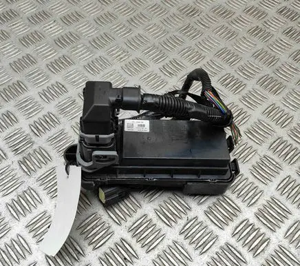 Ford Kuga III Fuse module SV4T14D068HBB