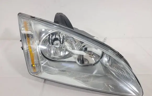 Ford Focus Headlight/headlamp 4M5113W029AD 10178