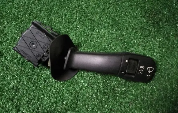BMW 5 E39 Wiper control stalk 012009