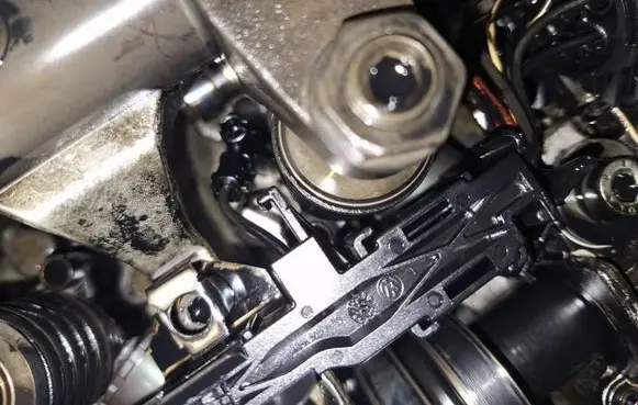 Skoda Octavia Mk2 (1Z) Fuel injector