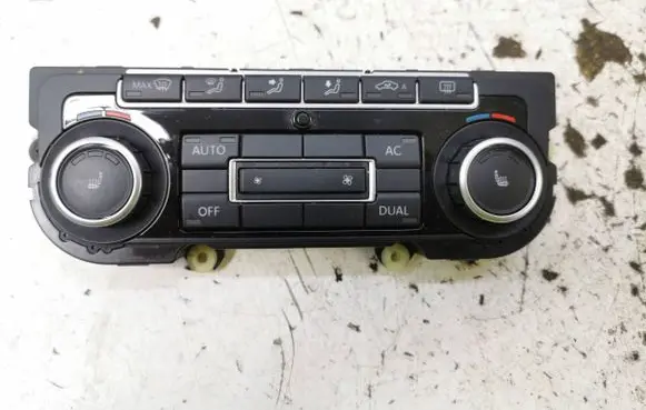 Volkswagen Golf Plus Climate control unit 5K0907044AK 5HB00974621 SW0305
