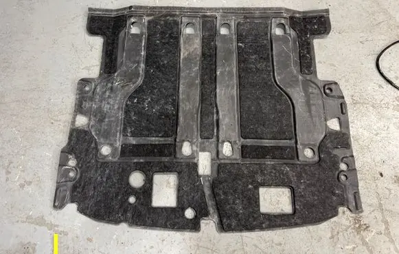 KIA Sorento IV Rear floor carpet liner A88Y