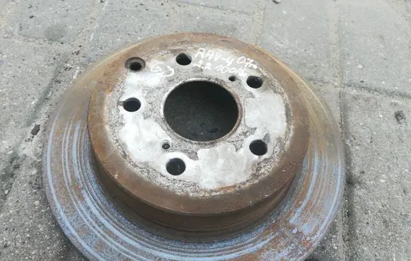 Toyota RAV 4 (XA30) Rear brake disc