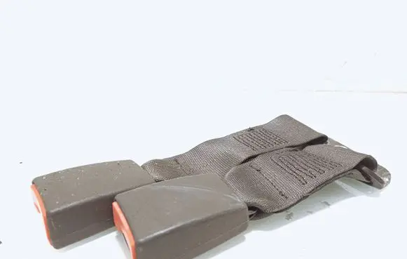 Fiat Croma Middle seatbelt buckle (rear) 33044910 191010
