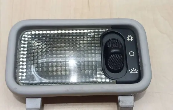 Peugeot Partner Rear seat light 9623645
