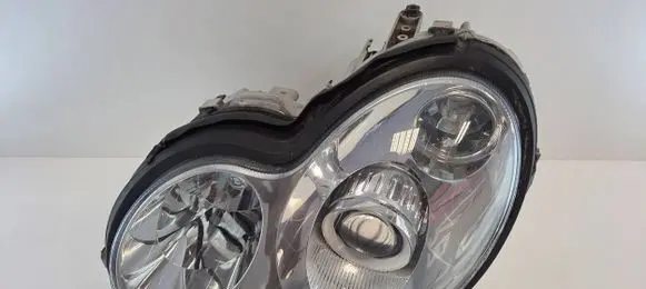 Mercedes-Benz C W203 Headlight/headlamp