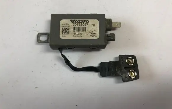 Volvo XC90 Antenna control unit 30752097 28022736 P28