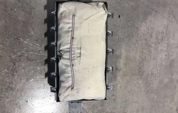 Hyundai i40 Passenger airbag 845303Z000