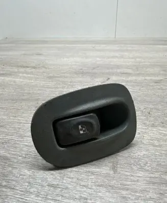 Renault Scenic I Electric window control switch 838099
