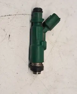Toyota Prius (XW30) Fuel injector 2325021020