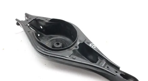 Volvo XC40 Rear upper control arm/wishbone 32221200