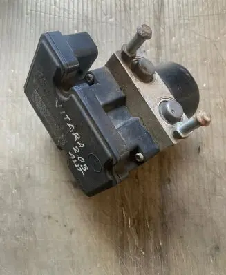 Suzuki Grand Vitara II ABS Pump 06210205794 64J0