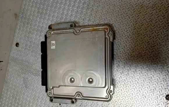 Renault Trafic II (X83) Engine control unit/module 8200666513 8200520036 0281013505