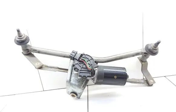 Peugeot 206 Front wiper linkage and motor 0390241360 3397020446
