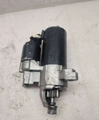 Audi A8 S8 D4 4H Starter motor 1005831581 025286