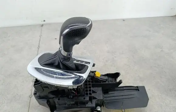 Opel Insignia A Gear shifter/selector 