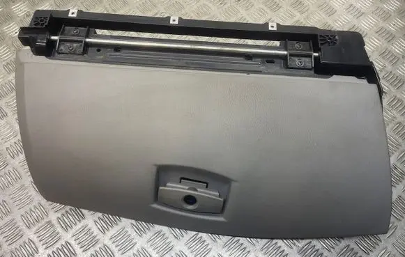 BMW 5 E60 E61 Glove box 51167034080 314330100 121451