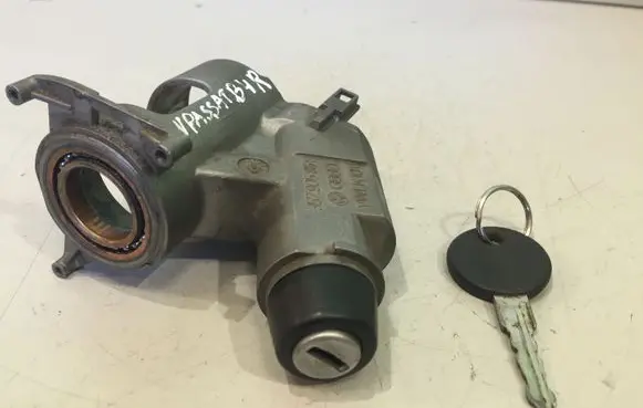 Volkswagen PASSAT B4 Ignition lock 357905851 VWLK101 290596