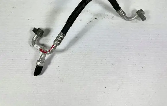 Ford Kuga II Air conditioning (A/C) pipe/hose