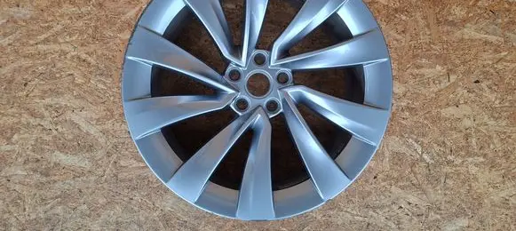 Tesla Model Y Juniper R20 alloy rim 2188222 K652626