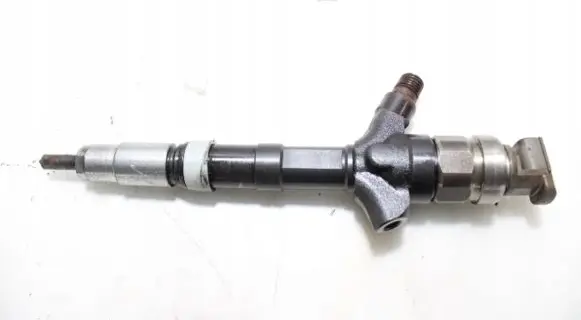 Toyota Corolla Verso E121 Fuel injector
