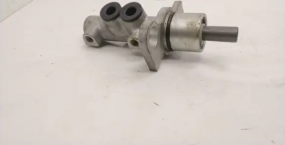 Volkswagen PASSAT B5 Master brake cylinder 11973