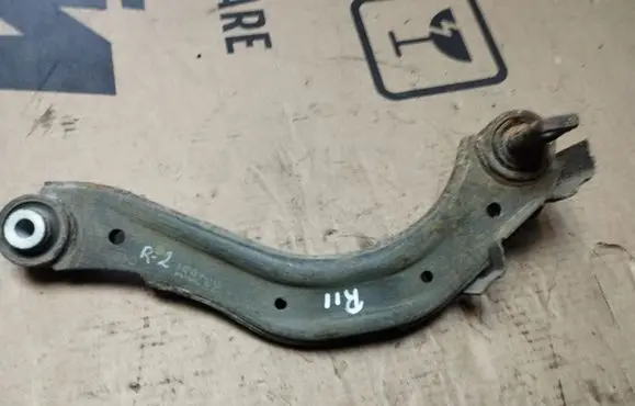 Honda Civic Rear upper control arm/wishbone 