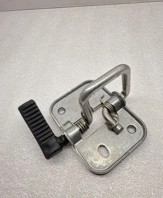 Volkswagen Golf VII Engine bonnet/hood lock/latch loop/hook 5G0823186B