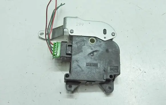 Suzuki SX4 Air flap motor/actuator CZ113800-2530