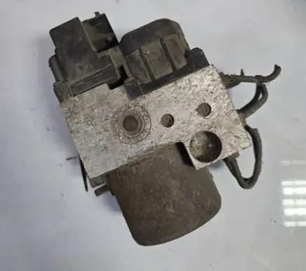 Mitsubishi Carisma ABS Pump 0273004225 01389 6771263