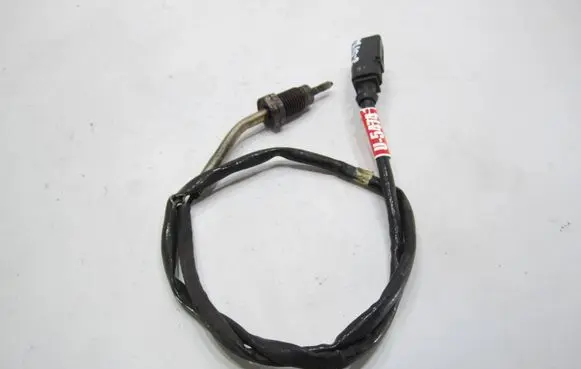 Volkswagen PASSAT B7 Exhaust gas temperature sensor 03L906088BD