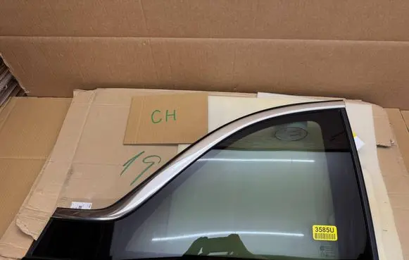 Opel Adam Front vent window/glass (coupe) 510508541