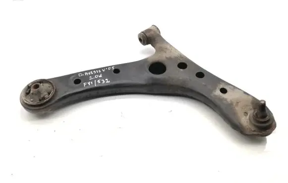 Toyota Avensis T250 Front lower control arm/wishbone