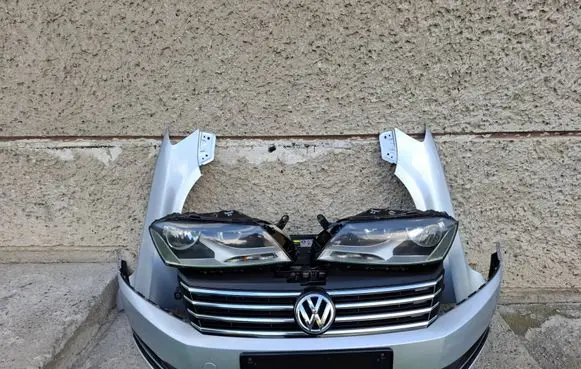 Volkswagen PASSAT B7 Top upper radiator support slam panel